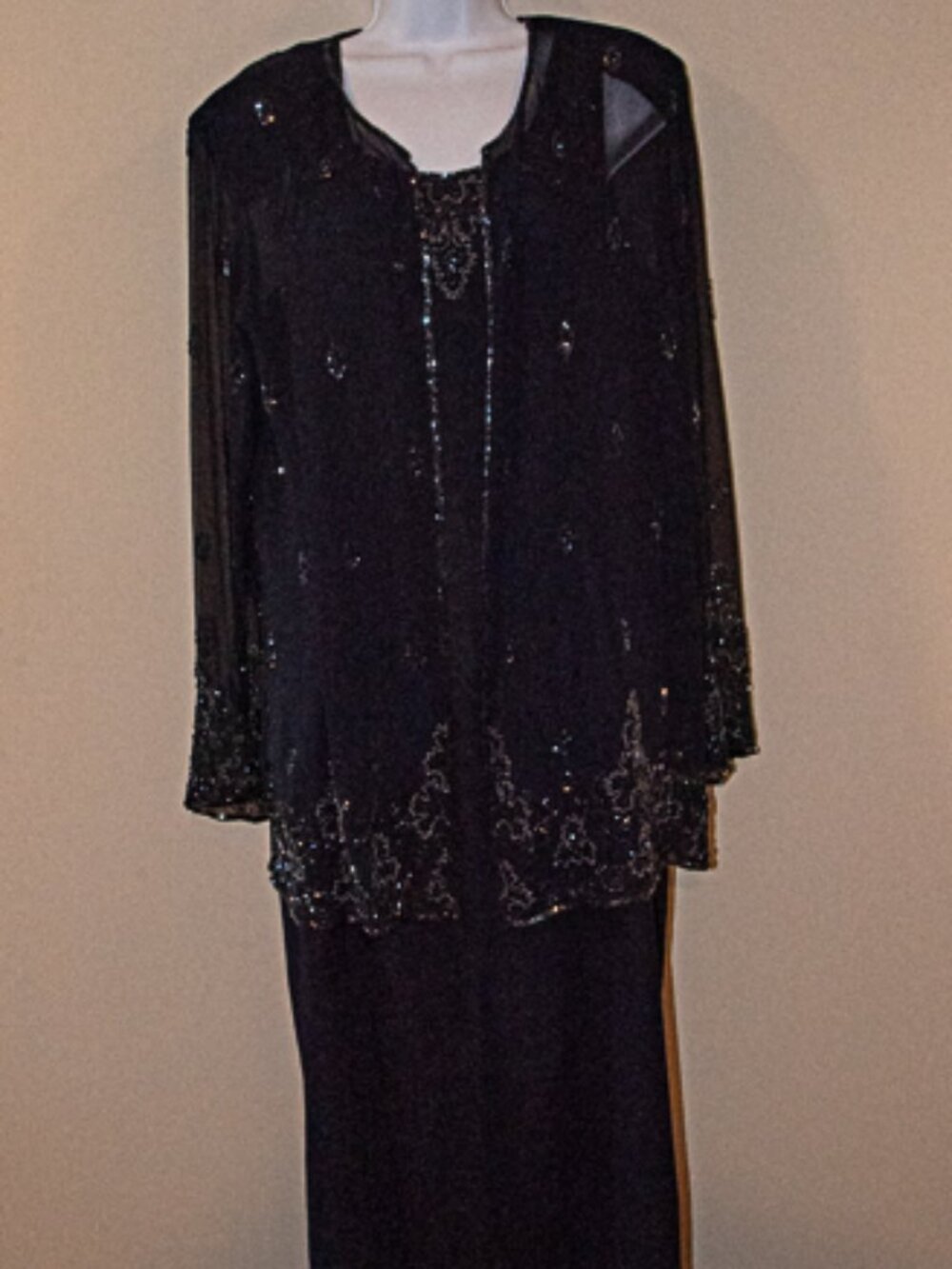J Kara Navy Blue Beaded Evening gown With Beaded Sheer Jacket  Size 14